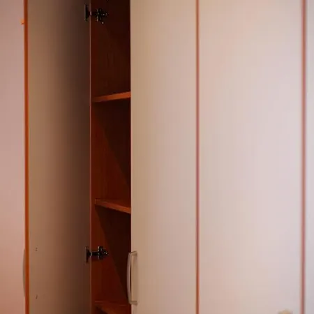 Apartment Live In *